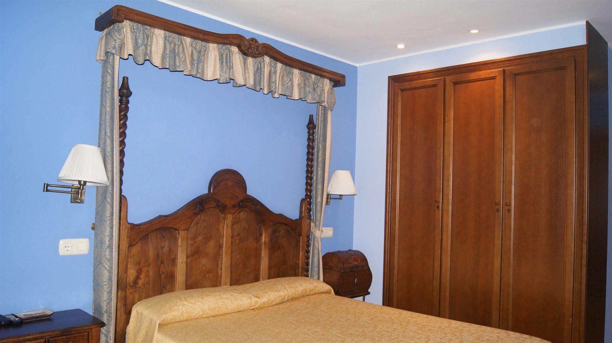 Hotel El Conventin Villaviciosa  Exterior photo